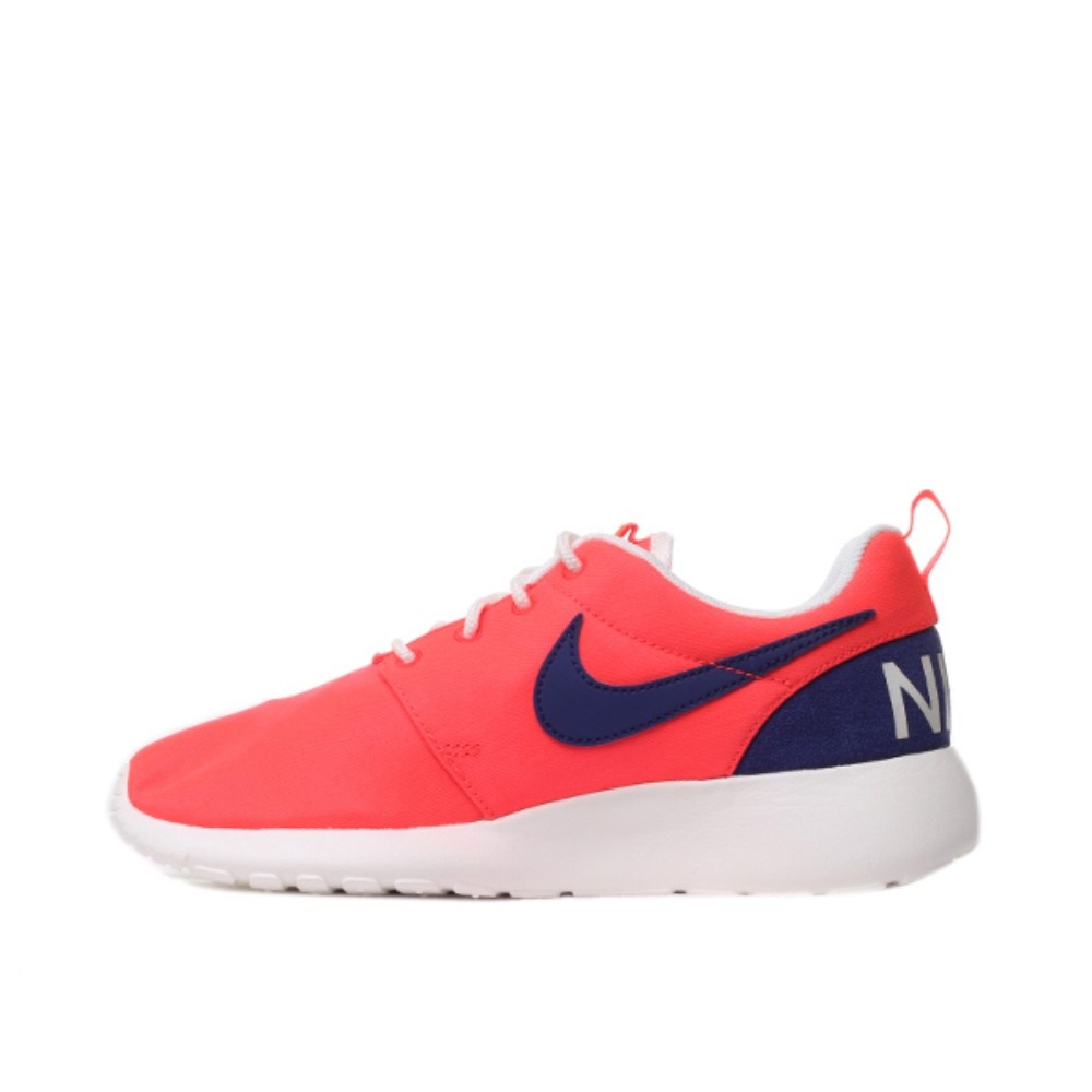 Nike 820200 641 Wmns Nike Roshe One Nike 820200 641 Wmns Nike Roshe One