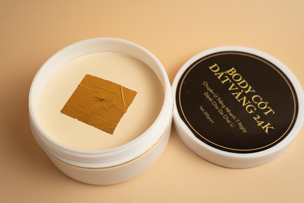 Kem body cốt ủ dát vàng 24k 250gr