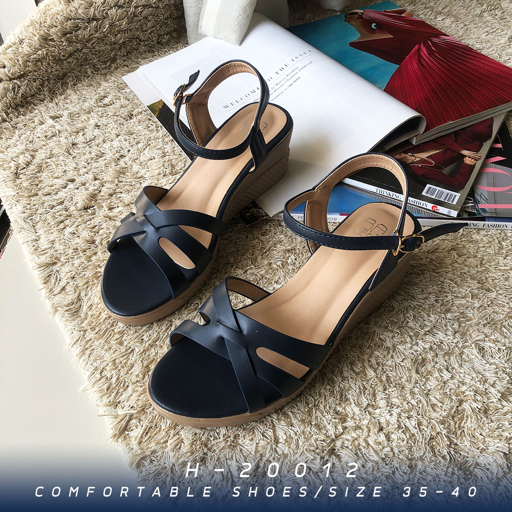 Sandal Đế Xuồng 5cm Thời Trang Siêu Nhẹ Dành Cho Bàn Chân Dày Chính Hãng Babeau Thái Lan H-20012