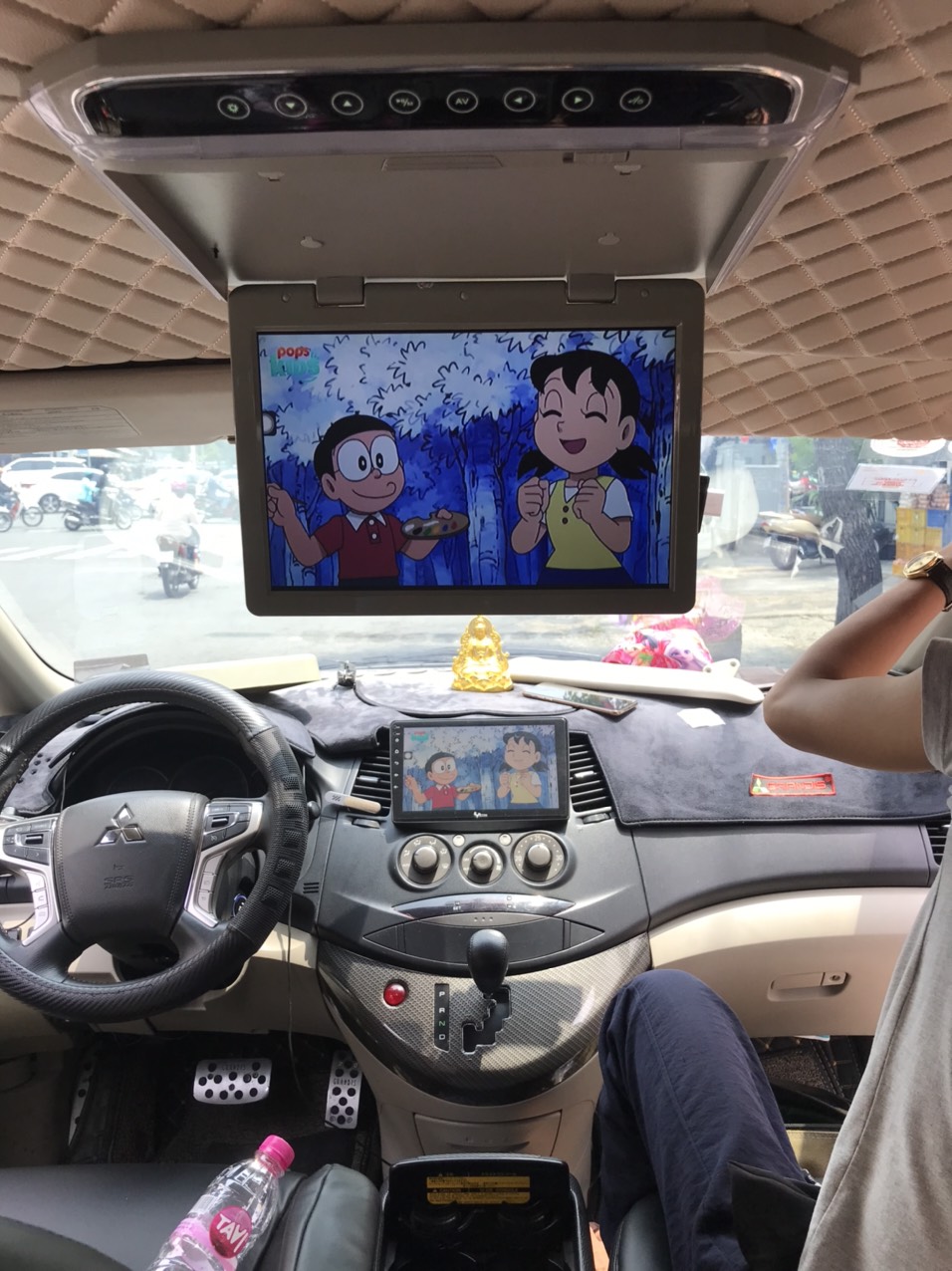 [HCM]Màn hình ốp trần , tivi 12 inch , cho ô tô 4-5-7 chỗ ,có cổng thẻ nhớ HDMI 1920XRGBX800 cho ô tô (xám) tích hợp màn hình chính theo xe ô tô