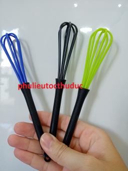 1 dụng cụ đánh tan kem nhuộm dùng để nhuộm tóc đánh kem nhiều - phulieutocthuduc