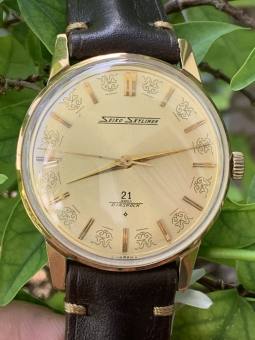 Đồng hồ nam SEIKO của Nhật Bản