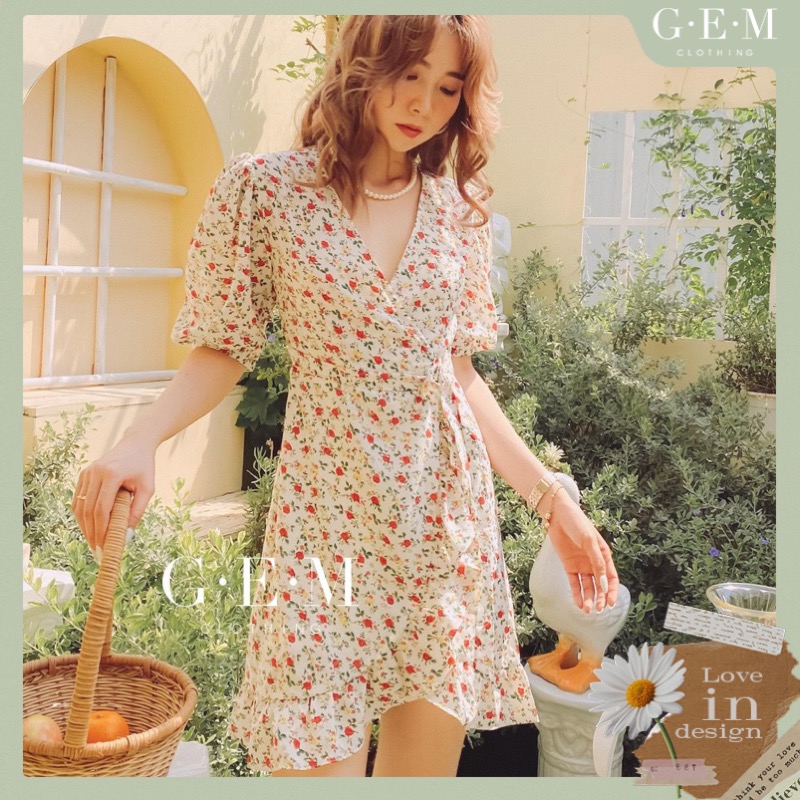 Đầm thiết kế nude hoa đỏ Rainbow Dress Gem Clothing SP006138