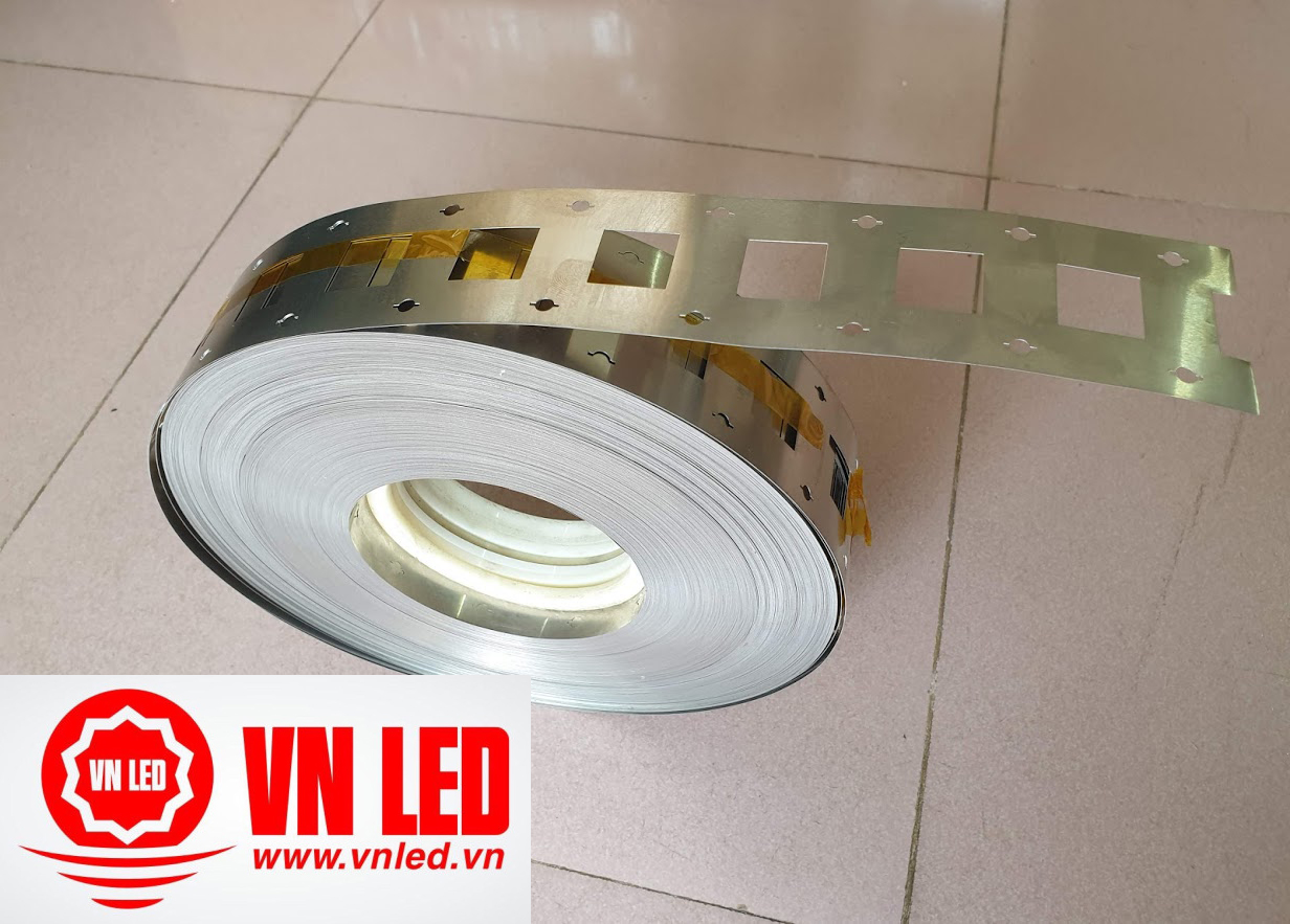 Kẽm đôi gắn cell pin Lithium 32650 lithium Sắt photphat – Sợi kép – 1 Met: có đục lỗ sẵn