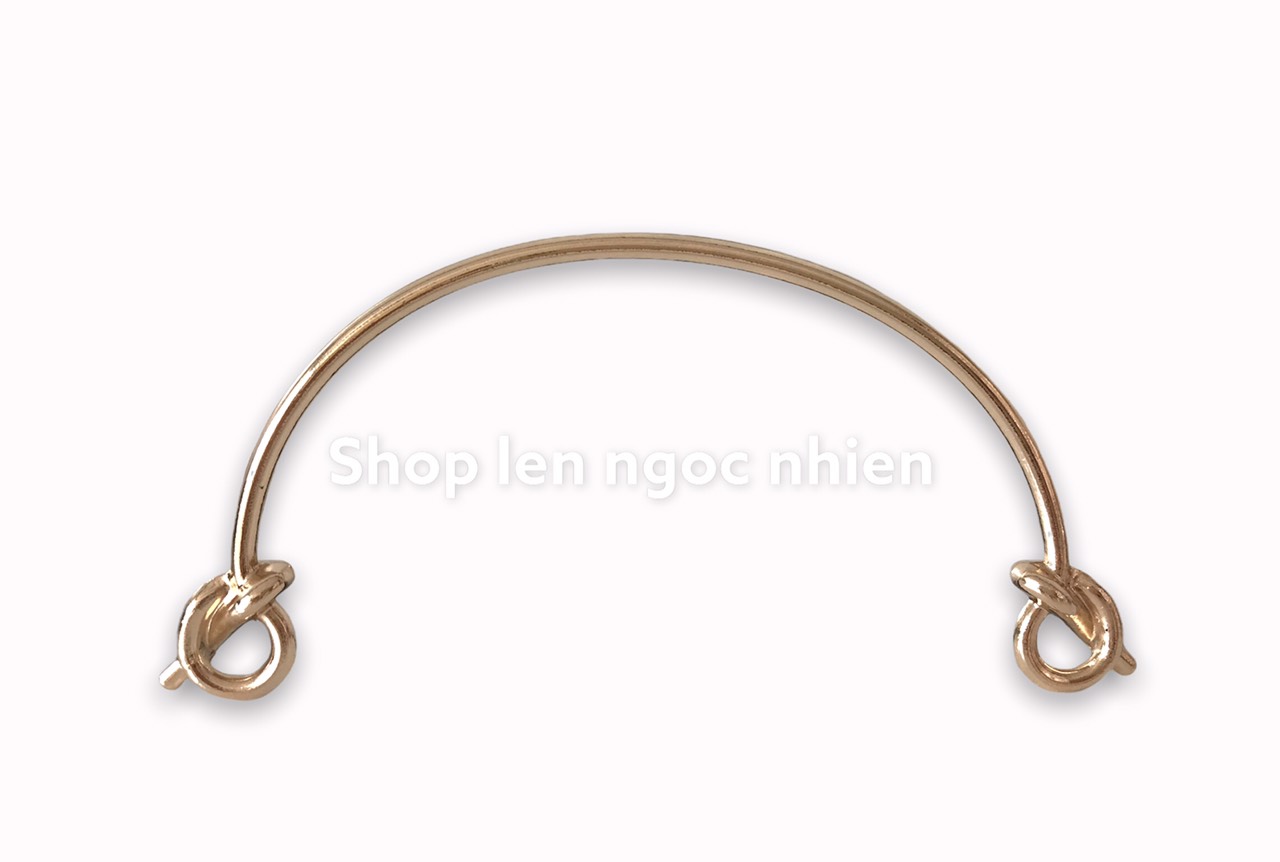 1 chiếc quai túi xách hình xoắn