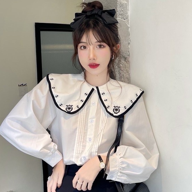 Áo sơ mi cổ phối viền đen