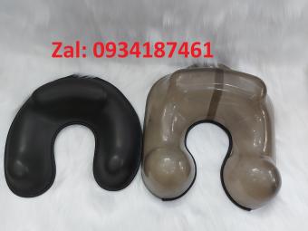 Máng mút hứng dung dịch uốn - duỗi - nhuộm không cho rơi vào áo