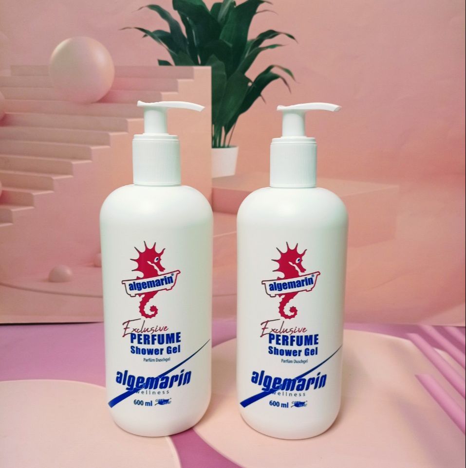 Sữa tắm cá ngựa hàng đức có vòi 600ml