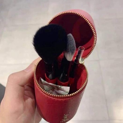 Set cọ trang điểm YSL