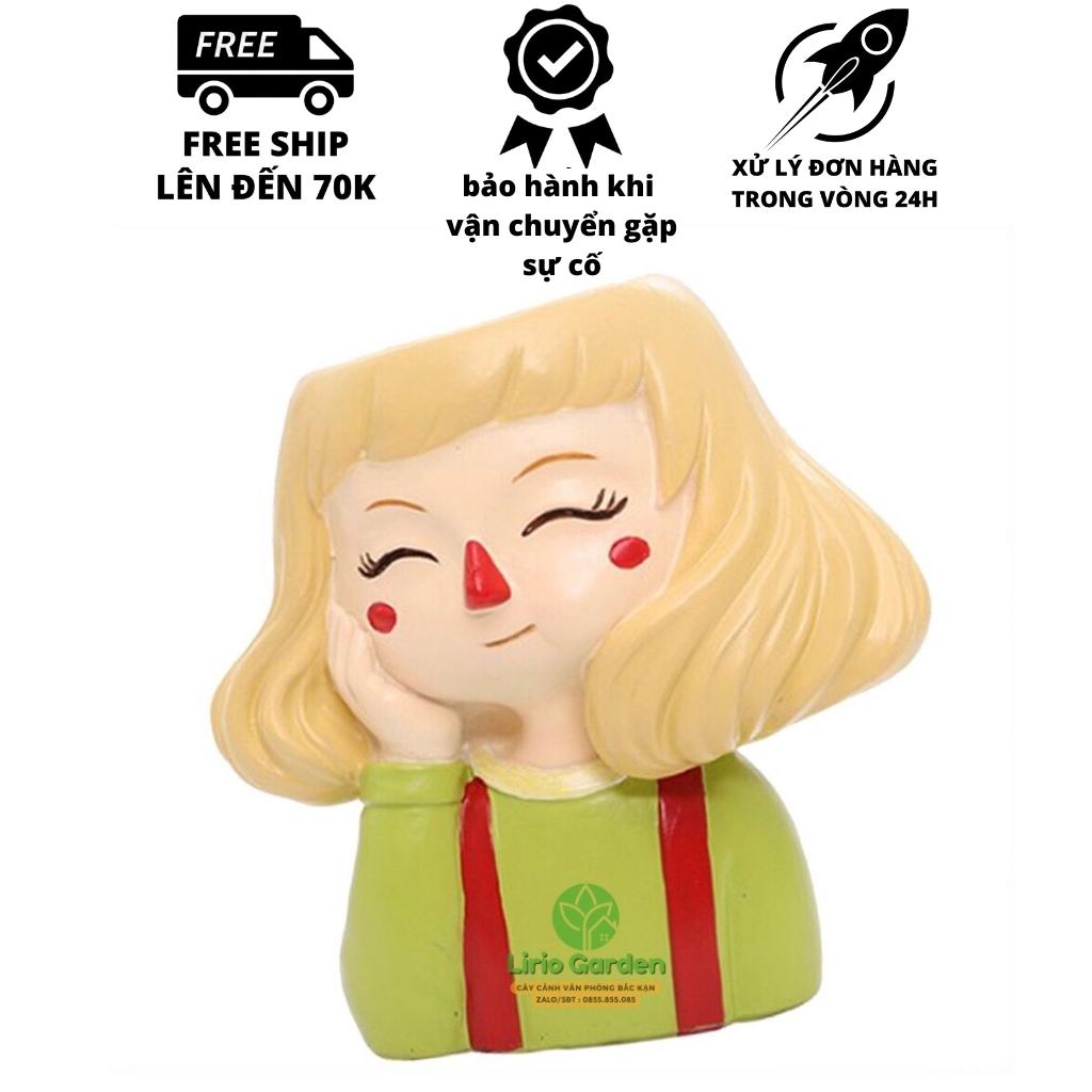 Chậu trồng cây hình cô gái áo áo xanh lá cây