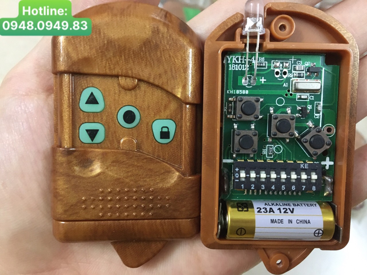 Điều khiển cửa cuốn mã gạt 8 số tần số 315 mHz