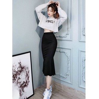 Set croptop Lonely - chân váy đuôi cá len tăm cao cấp