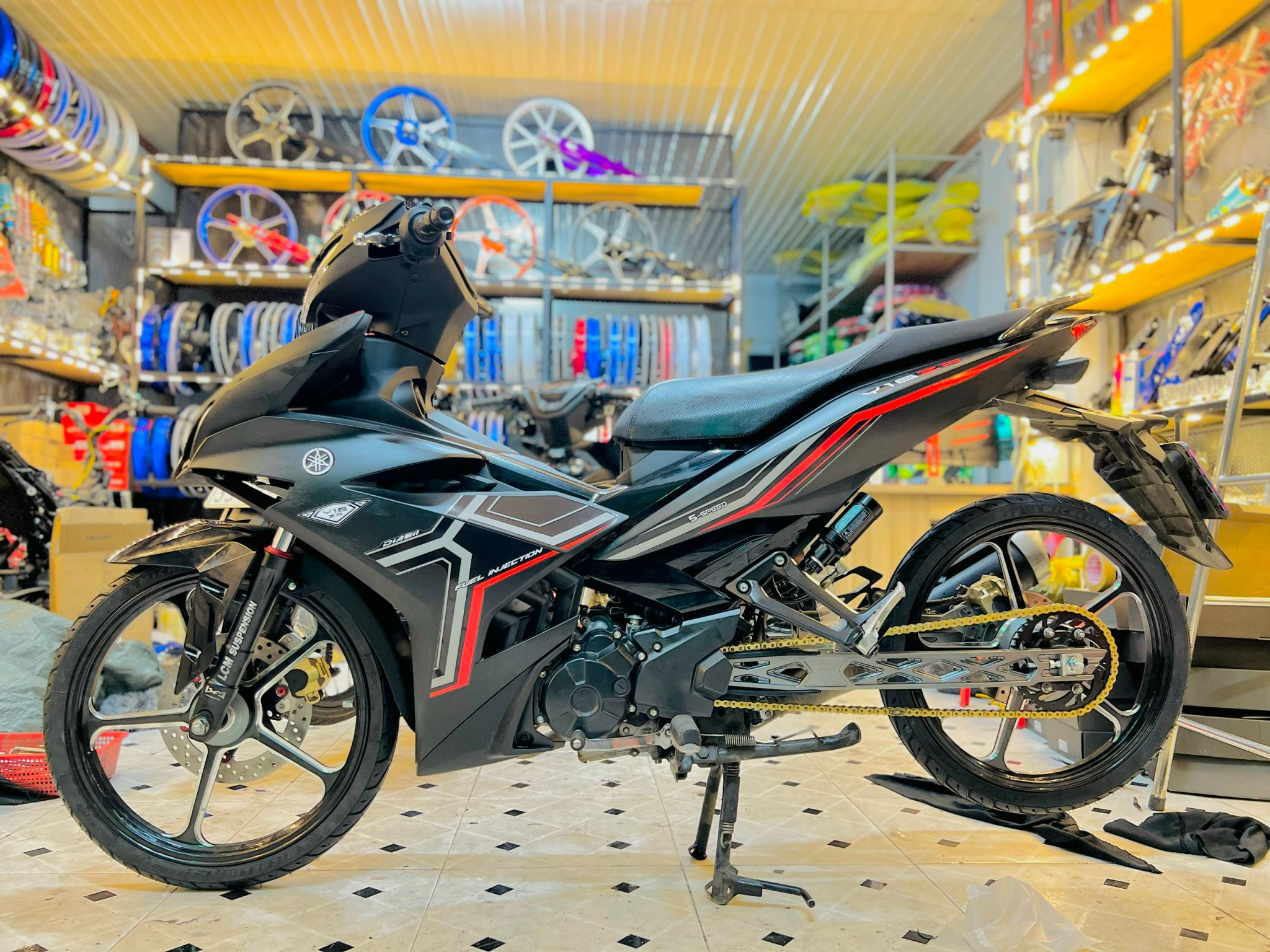 Tem rời exciter 150 mẫu y16zr màu đen đỏ xám