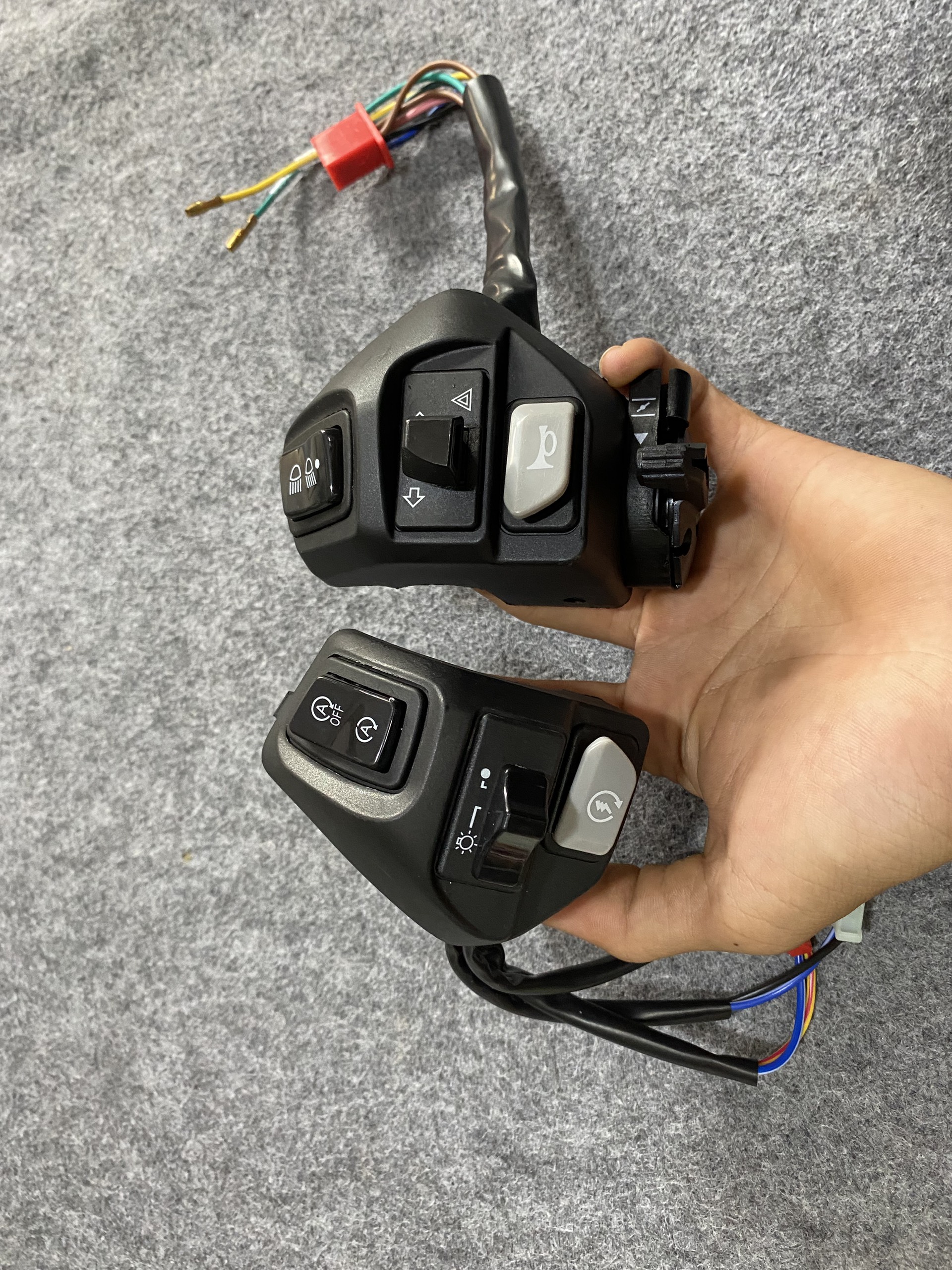 Cặp Cùm 2 Bên NVX Mod Passing ,Đèn Ưu Tiên , Tắt máy Gắn các dòng xe yamaha