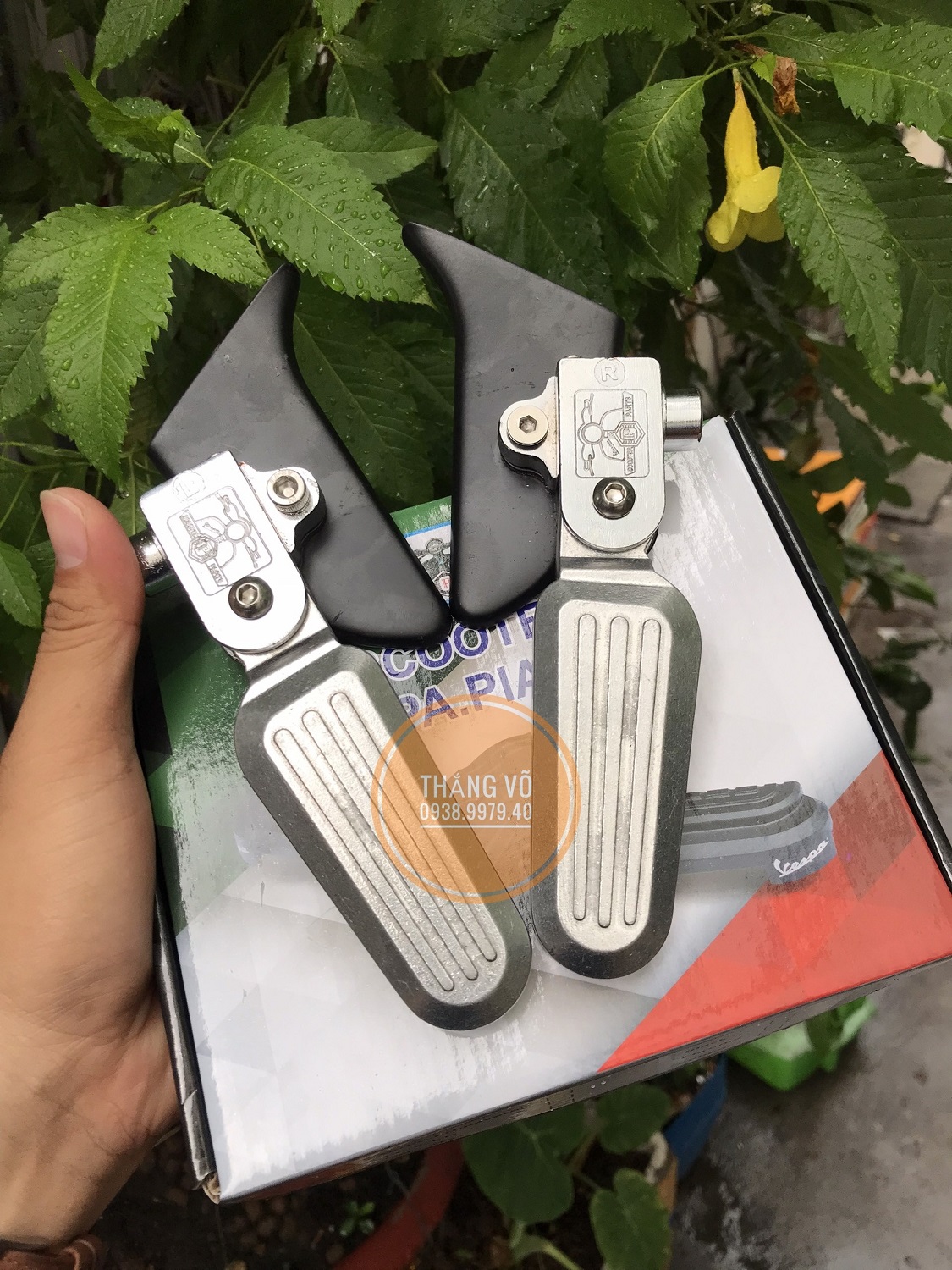 Gác chân Vespa, Gác chân Vespa Sprint Primavera loại bấm Nhôm CNC sử dụng đồ chơi phụ kiện Sprint Primavera
