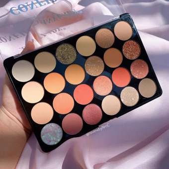 Phấn mắt Any Lady Confidence 24 ô siêu đẹp