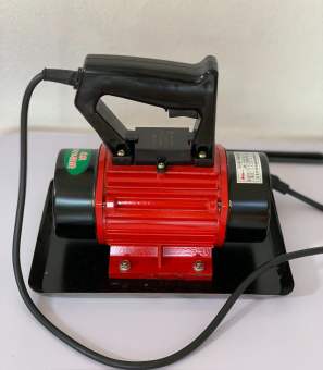 Máy Đầm Rung Bê Tông Cầm Tay Tiện Lợi, Máy Xoa Vữa Rung Mặt Phẳng 250W Bảo Hành 6 Tháng