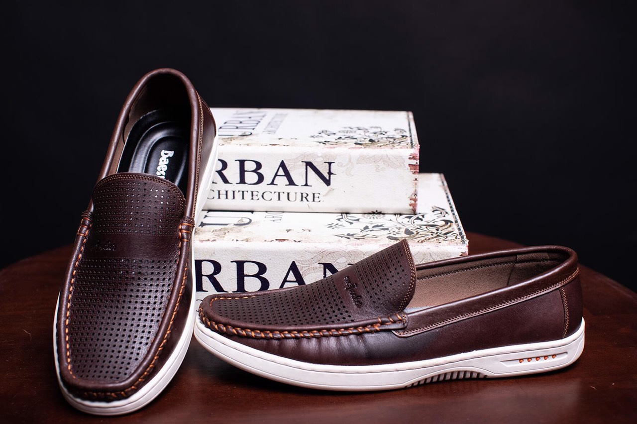 Giầy da bò đục lỗ thoáng khí dành riêng cho mùa hè