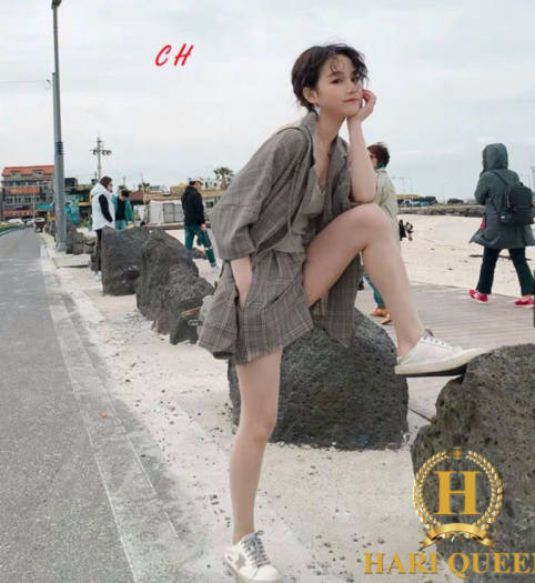 Áo vest kẻ kết hợp quần sooc