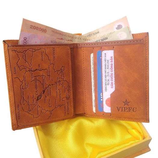 Ví nam, bóp da nam Trẻ Trung - Năng Động, 3 ngăn chính đựng tiền và nhiều nhiều ngăn nhỏ đựng giấy tờ ( Mẫu VNLEVIS 1 )
