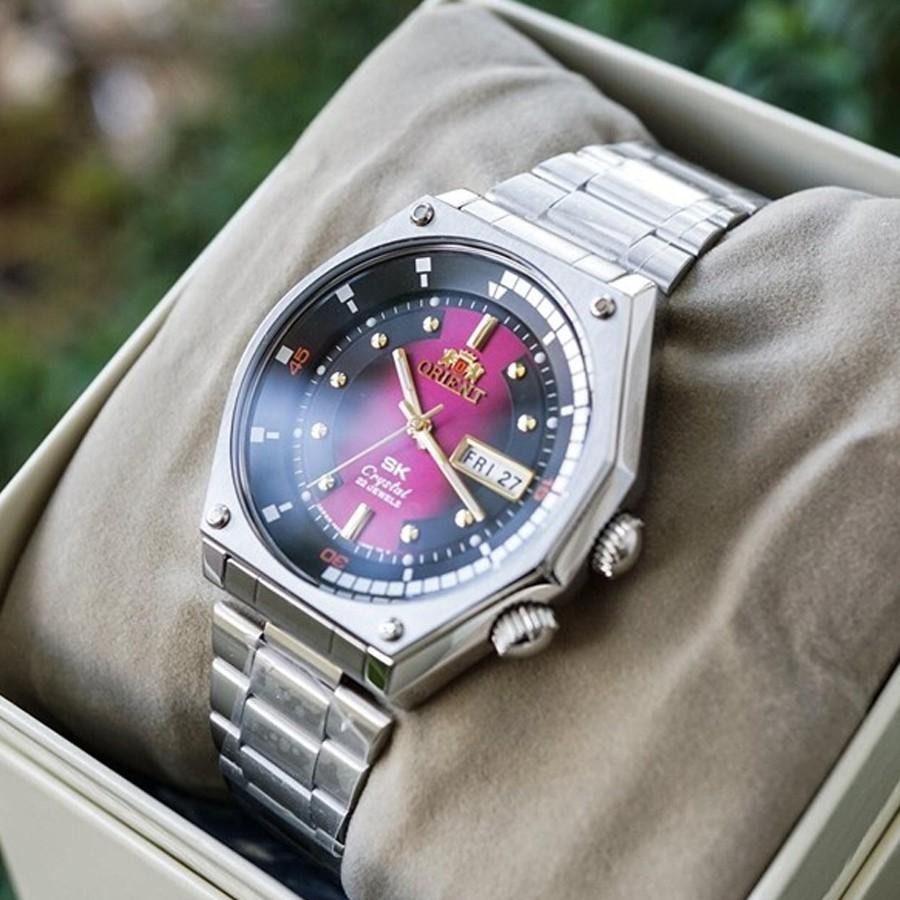 { BẢO TÍN ĐỒNG HỒ } { BẢN ZIN INOX ĐÚC ĐẶC HỘP THẺ ORIENT } ĐỒNG HỒ PIN NAM SK MẶT LỬA ĐỜI 2015 ĐI BƠI ĐI TẮM / Gian hàng uy tín/ { GIAN BÁN BUÔN ORIENT SK SEIKO PATEK ĐỒNG HỒ NAM}