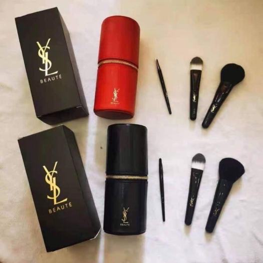 Set cọ trang điểm YSL