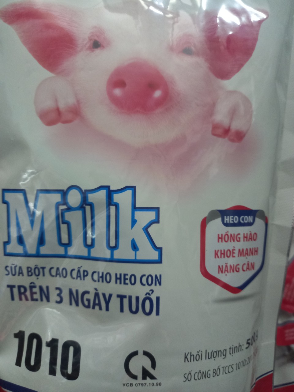 Sữa bột chuyên dùng cho heo con, gói 500g