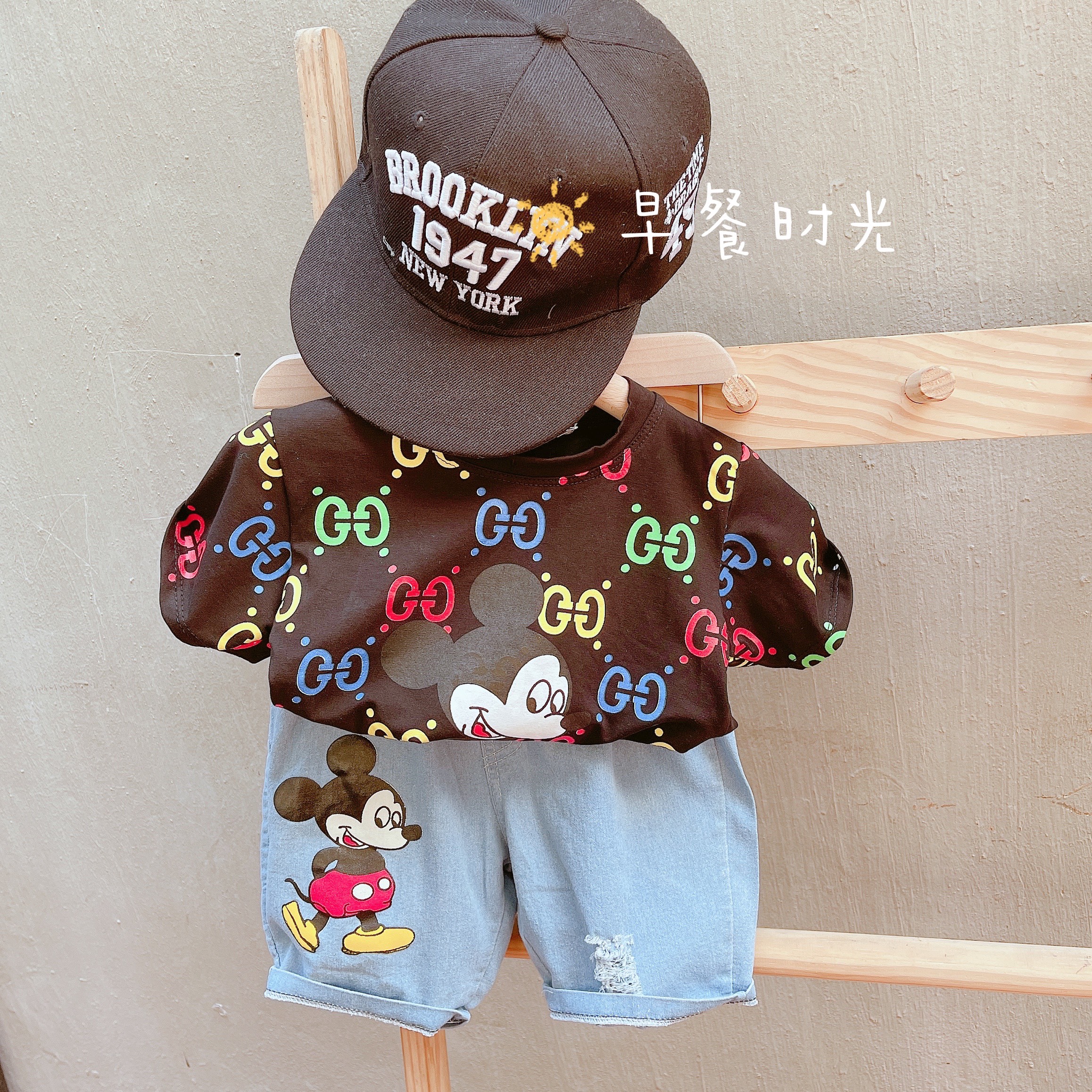 Bộ quần áo bé trai áo mickey quần jean
