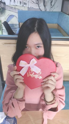 Hộp Socola Trái tym quà tặng Valentine 14/2 cho bạn gái người yêu