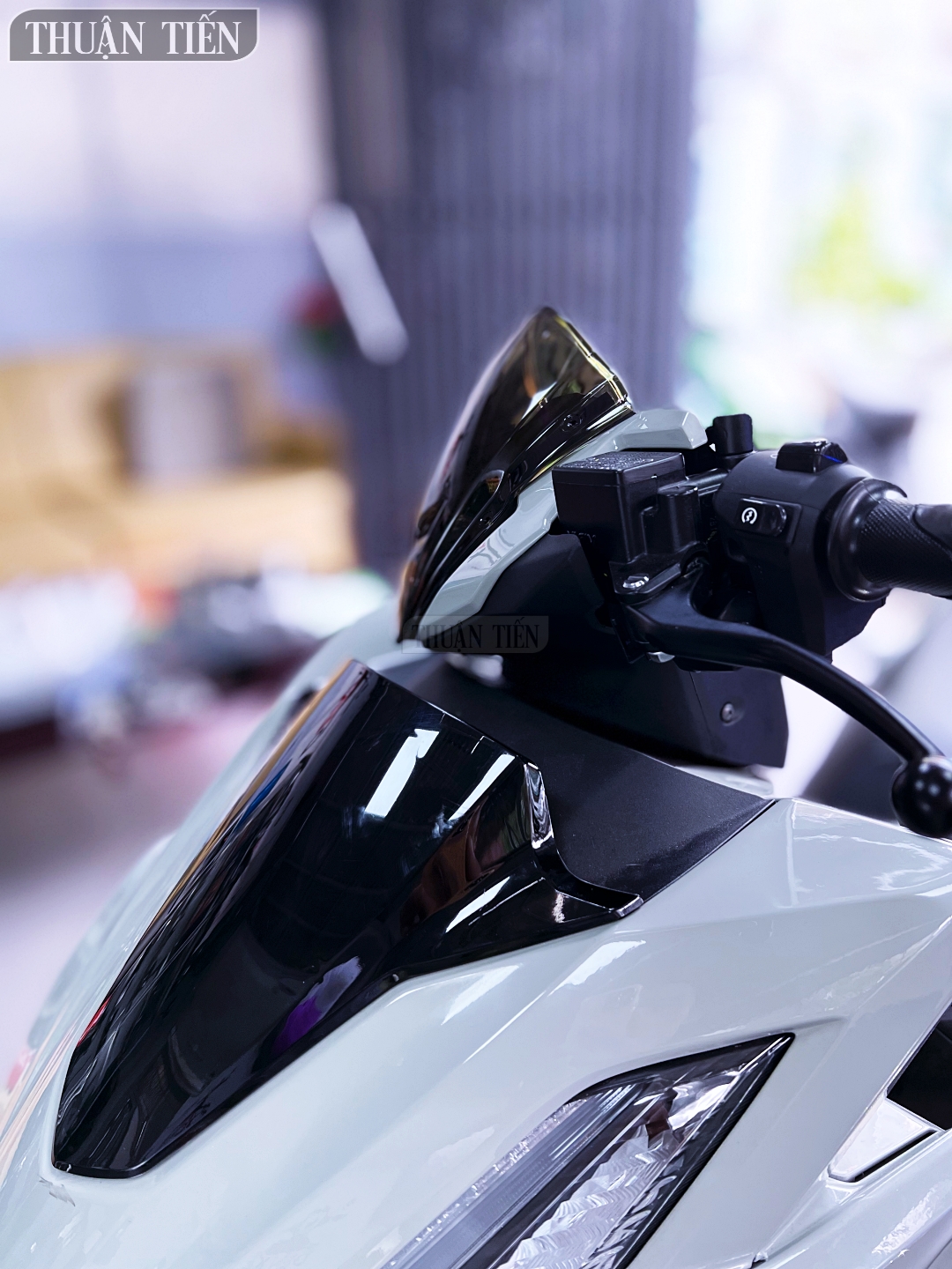 NẠ VARIO 160 ĐEN BÓNG KHÔNG XUYÊN VÀ ĐEN MỜ KIỂU INDO CAO CẤP, BỎ PAS BẢNG SỐ, LIỀN XE ÔM KHÍCH