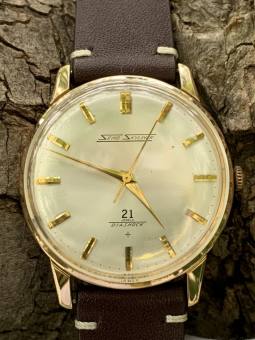 Đồng hồ nam SEIKO của Nhật