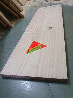 Gỗ thông tấm mặt lớn rộng 30cm, dài 1m2. dày 2cm dùng làm mặt bàn, mặt phản, ghế sofa...