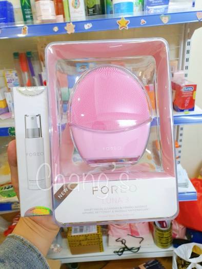 Xịt vệ sinh máy rửa mặt Foreo Silicon Cleansing Spray