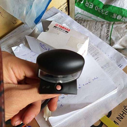 Đèn soi biển số exciter 150 zin full box - đèn đuôi