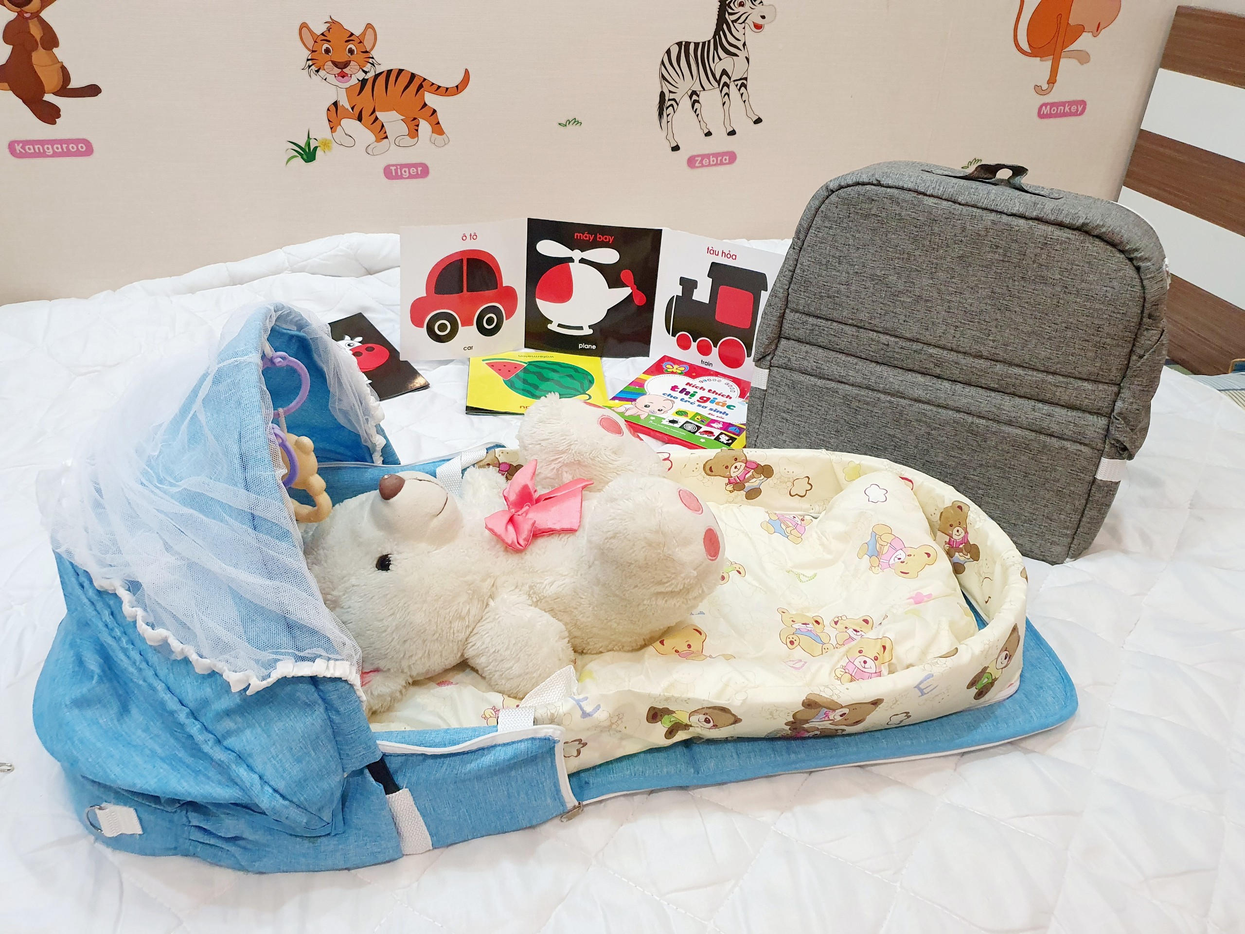 Giường di động - nôi ngủ chung giường cho bé gấp gọn tiện lợi