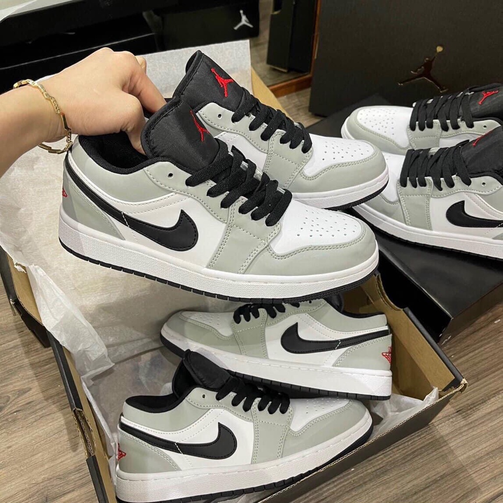 Giày sneaker Jordan cổ thấp ❤️Full Box+Bill❤️ Giầy thể thao Jordan xám vạch đen thêu chỉ đỏ cổ thấp nam nữ mới 2022