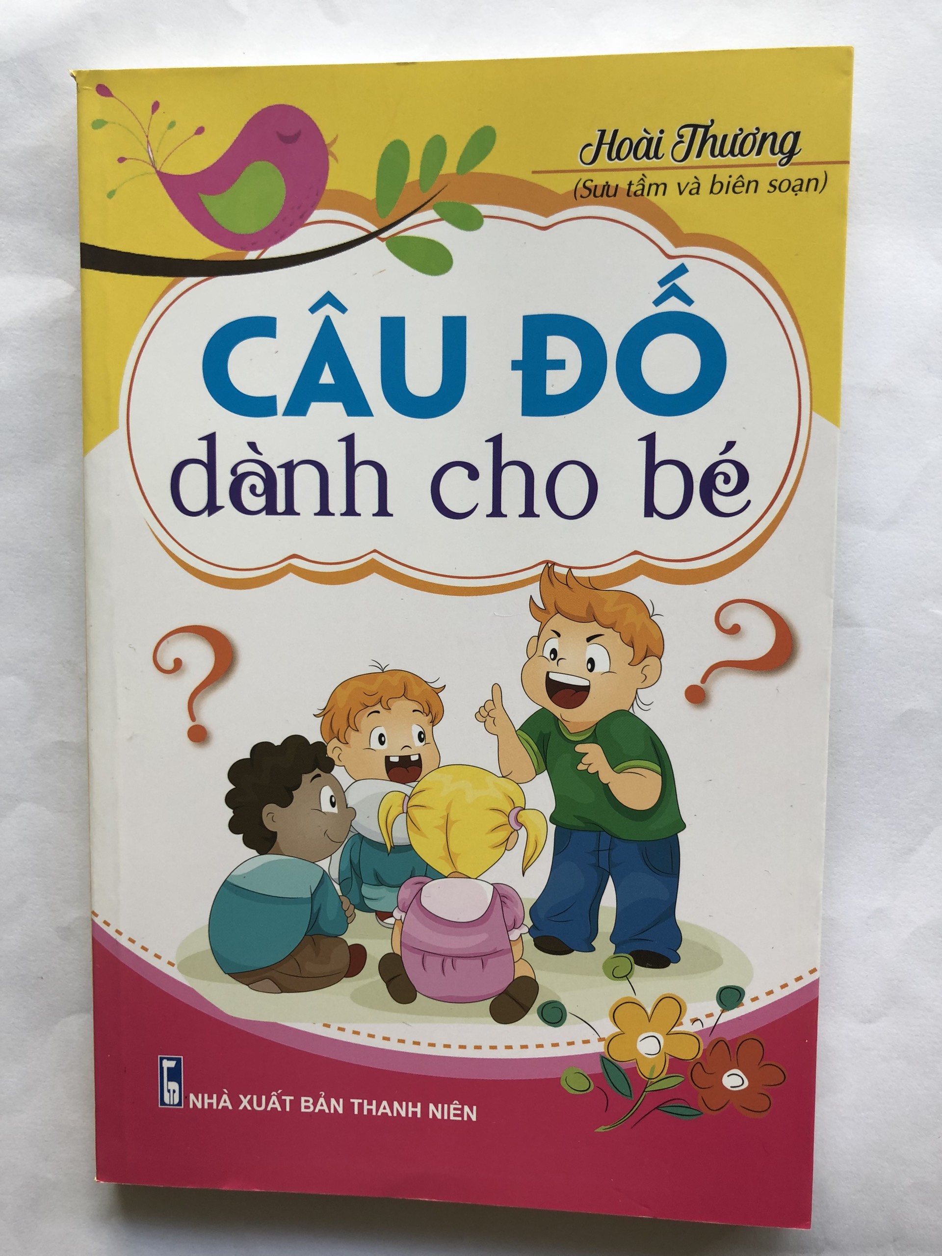Sách: câu đố dành cho bé