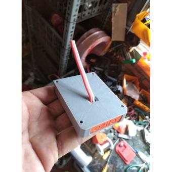 Đế lấy nguồn từ pin Ozito power X 18v