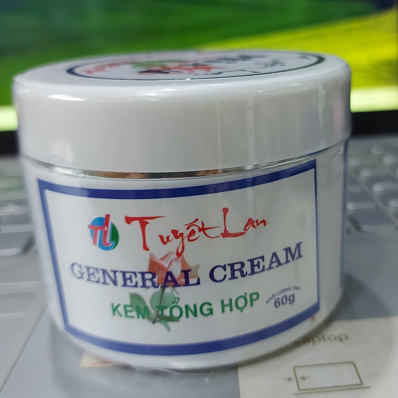 Kem mix 4 tuyết lan
