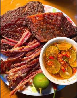 500gr Thịt Lợn Khô Gác Bếp chuẩn vị Tây Bắc tặng kèm chẩm chéo