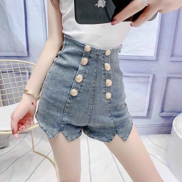 Quần short jeans nữ lưng cao kiểu dáng thời trang đính nút cực đẹp.
