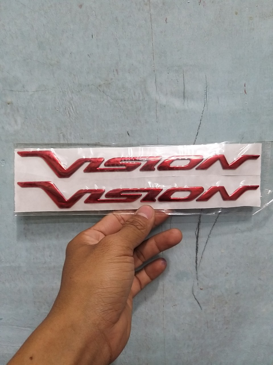 Tem chữ nổi vison