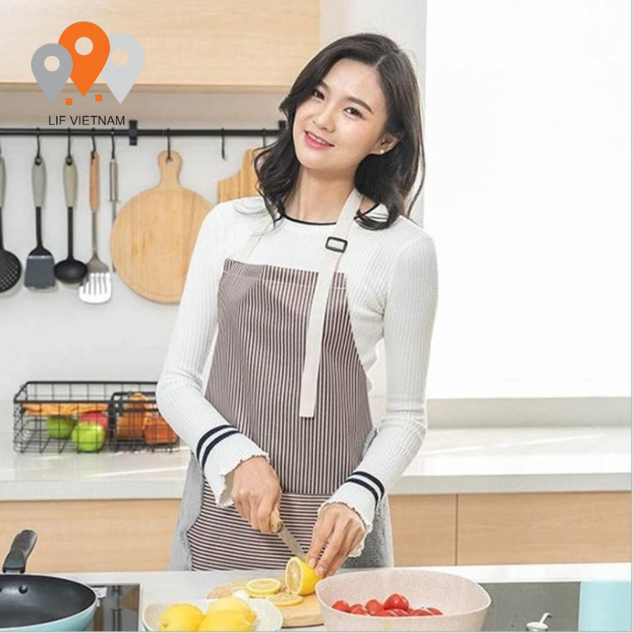 Tạp dề cao cấp chống thấm nước họa tiết kẻ sọc dễ thương có khăn lau tay có túi để điện thoại kiểu dáng hiện đại