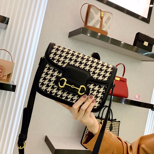 Túi đeo chéo, túi xách nữ đeo vai đẹp HNH vân caro thời trang hot trend QH957