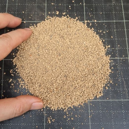 Đất Akadama trồng sen đá, xương rồng , gói 500g