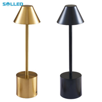 Solled LED LED Đèn bàn cảm ứng 3 màu sắc mờ dần có thể sạc qua USB bảo vệ mắt đèn ban đêm đèn bàn