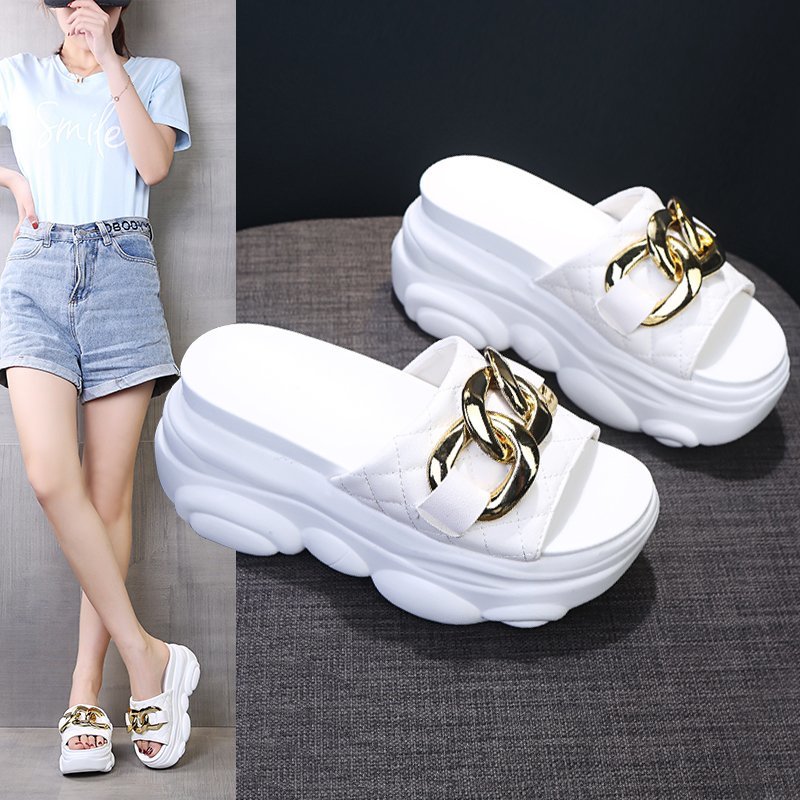 CC DAD SANDAL MULE IN PASTEL PINK FLEECE WITH GOLD HARDWARE