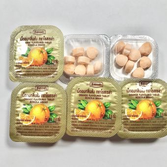 1 Vỉ kẹo C trái tim Thái Lan (vỉ 24 hộp).