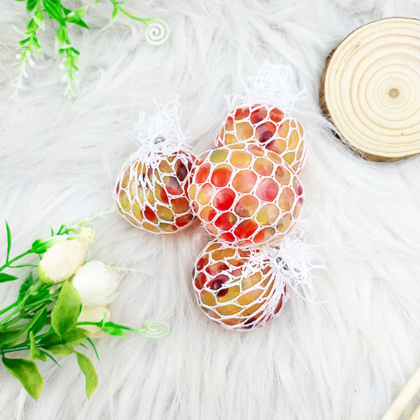 Trò choi bóng lưới bóp giảm stress