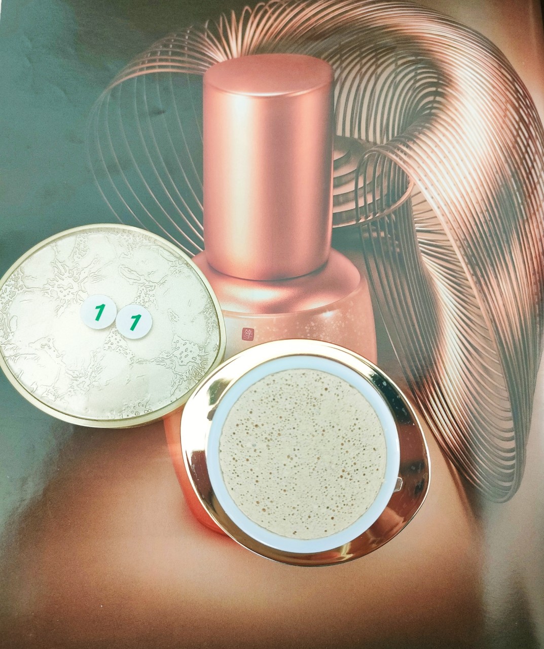 Kem nhân sâm hộp oval số 1.1 đông y tái tạo da 25gr giúp da sạch mụn nám tàn nhang kiểm soát nhờn, dứt điểm tình trạng thâm, sạm da, xoá tan đồi mồi, da xỉn màu